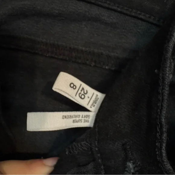 LOFT Women's Black Crop Leg Jeans - Picture 3 of 7